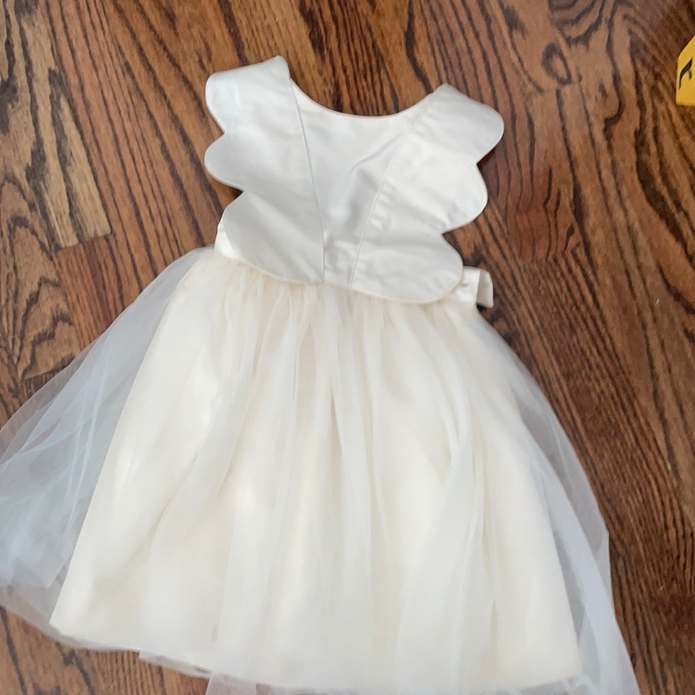 Beautiful little girls party dress/gown